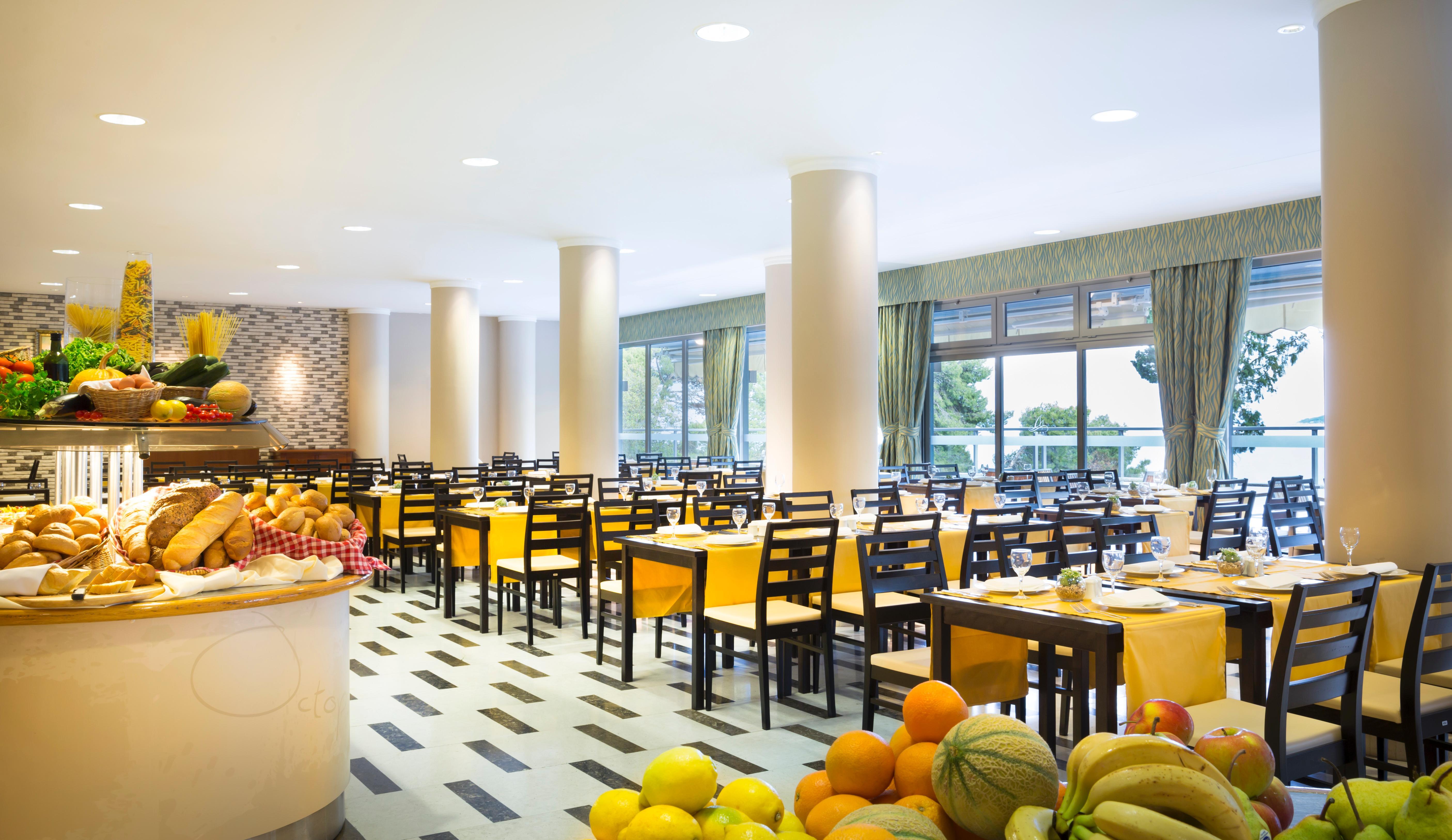 Aminess Vival Grand Azur Hotel Orebic Exterior photo