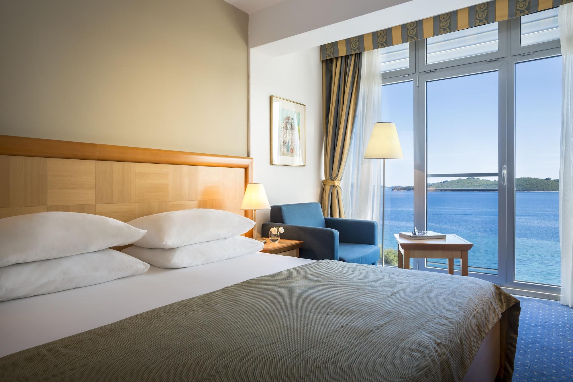 Aminess Vival Grand Azur Hotel Orebic Exterior photo