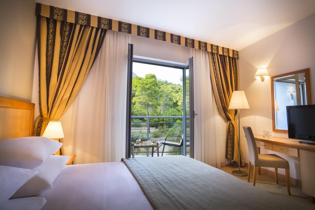 Aminess Vival Grand Azur Hotel Orebic Exterior photo