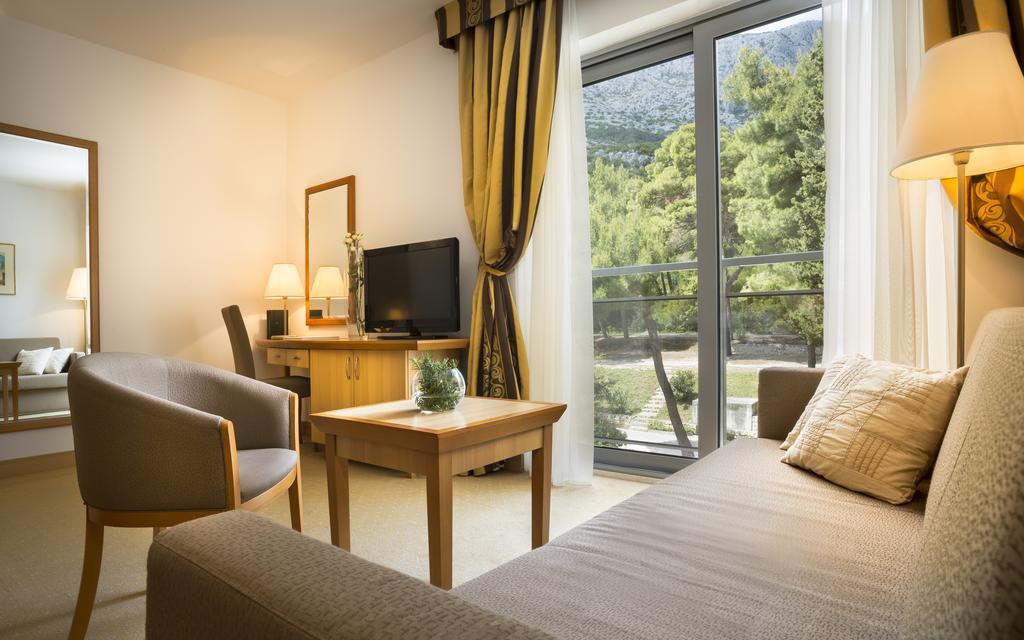 Aminess Vival Grand Azur Hotel Orebic Exterior photo